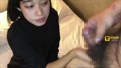 小百合19岁・颜射_1。明明是酷酷型，笑容却可爱到爆的小松菜奈系黑髮妹说着「请让我看看被颜射的样子」，然后被颜射的始末（046） FC2-PPV-4779150