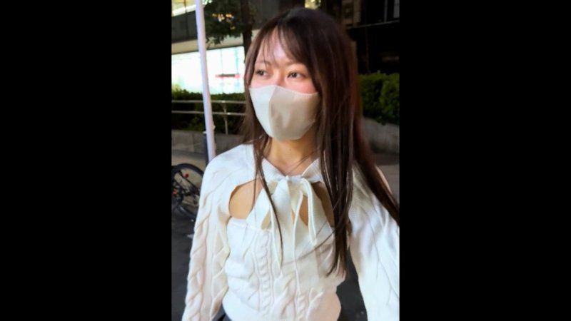 Engage in double penetration sex with an idol-type track and field beauty who looks like Sakura. Lift her slender body and make love to her fiercely. FC2-PPV-4881841