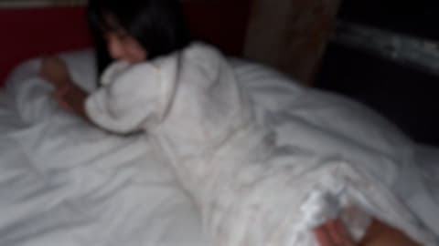 Exclusive ※Limited Quantity【Face Revealed】A plain-looking college girl with a big butt who aspires to be a nurse. Though unassuming, she's very sexually active. Thick semen is injected into her sensitive vagina. FC2-PPV-4944965