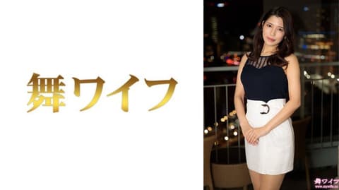 Exclusive: A woman repeatedly reaches orgasm during intense sex, using her uterus to receive large amounts of thick semen. Akasaki Miu 2 292MY-1088