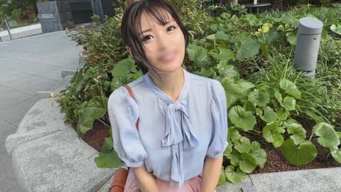 Exclusive: A woman in her 30s who spent her early 20s as an idol! Abandoning a stable married life, she engages in illicit sex with a man with a large penis, seeking thrills!! FC2-PPV-4932244