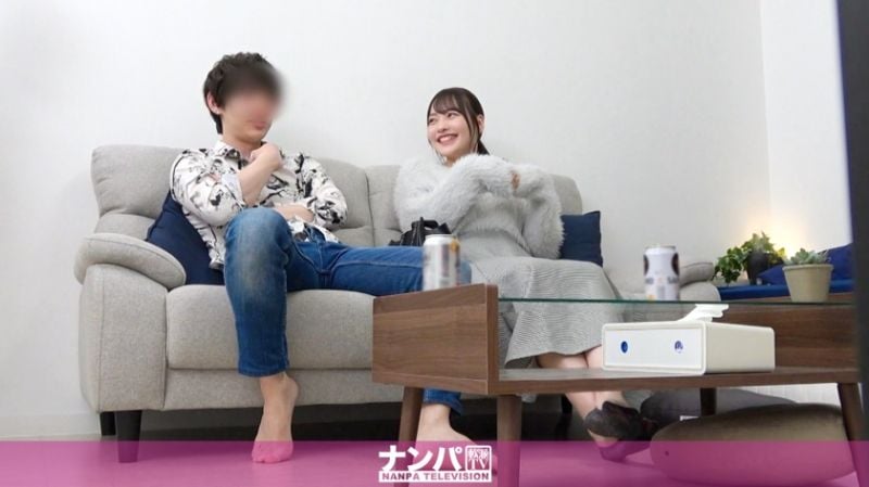 A seasoned pick-up artist's pick-up lines, including sex scenes and candid shots, are featured in video 355 200GANA-3061.