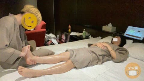 地味眼镜女子在按摩的时候被拍摄了  IMEDAMAFC2 FC2-PPV-4816135