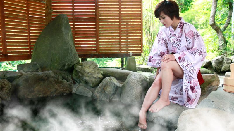 淫荡不伦温泉旅行 莲美 pacopacomama_051821_478