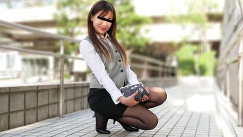 Biological daughter: After a business trip, she went directly to the restaurant owner and his subordinates instead of returning to the office. (10musume_092324_01)
