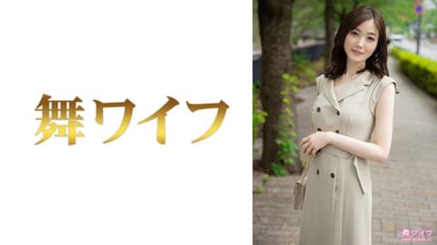Dancing housewife Honda Riona 1 292MY-843