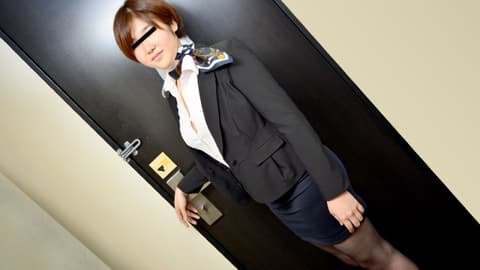 Curvy flight attendant ~I want to sit on your big meat stick as soon as possible~ Noriko Sasaki 10musume_011222_01