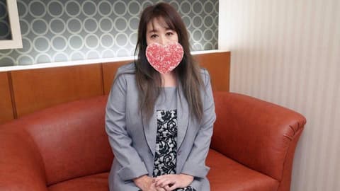 (High-definition bonus content・Face revealed in the main feature・Uncensored) Mature woman in her fifties, erotic self-shot during job interview FC2-PPV-4782803