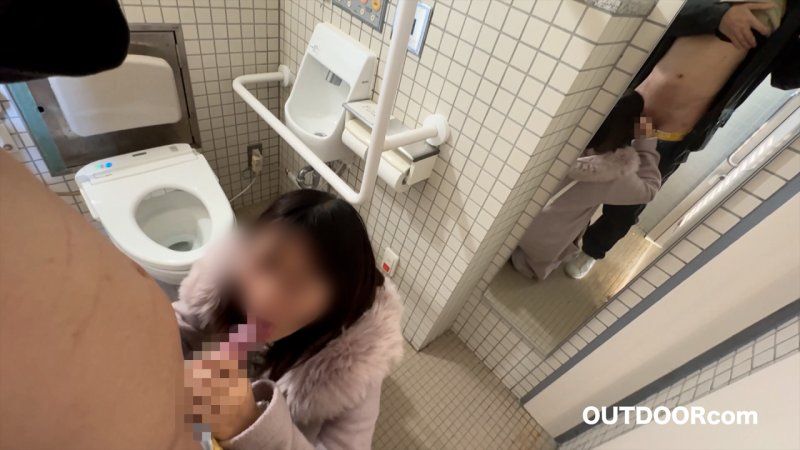 A girl with an unsophisticated country accent who can't shake off her rustic charm | Sucks on a penis in a public restroom, acting cute and coquettish, making realistic, beast-like moans while having sex until her eyes roll back FC2-PPV-4830380