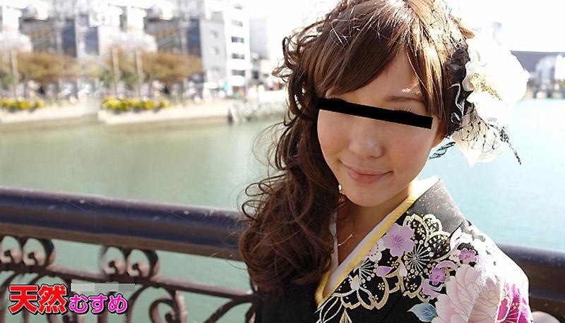 New Year's Amateur Red Envelope Challenge 2! ~Amateur Edition with Extremely High Sexual Desire~ _10musume_010312_01