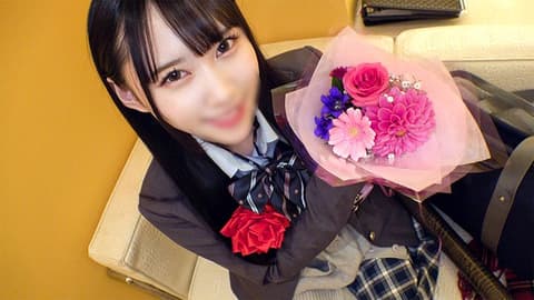 [Limited Edition] "Let's have sex after graduation!" Heading straight to a love hotel after graduation. First time with no condom, intense orgasm and spasms, serious intercourse, squirting and incontinence that won't stop! FC2-PPV-4361640