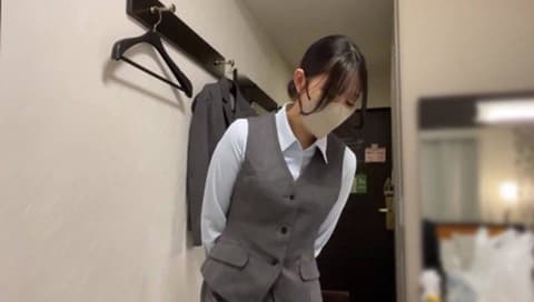 Original personal photography ♥ and a selfie diary of a 25-year-old arrogant office lady I met on a dating app (two parts) FC2-PPV-4789788