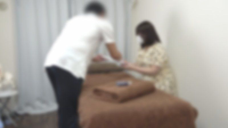 [Uncensored/Unprotected Cumshot] Our shop's first customer is a very beautiful and voluptuous office lady who came to lose weight. She's plump and soft, with very moisturized skin, making her feel very comfortable. FC2-PPV-4835023
